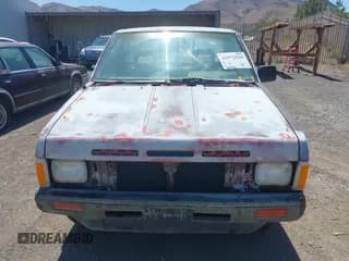 ✅ 1986 Nissan D21 • VIN: JN6HD12H6GW003134 • Lot: 42971520. Wystawiony na IAAI z przebiegiem 187 282 mil. Bezpłatny archiwum sprzedaży aukcyjnych z USA i szczegółowy raport historii pojazdu na DreamBid. Zdjęcie 6.