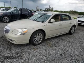 ✅ 2010 Buick Lucerne CXL-3 • VIN: 1G4HE5EM0AU120156 • Лот: 74200704. Опубликован ранее на Copart с пробегом 87 776 миль. Бесплатный доступ к архиву аукционных продаж из США и подробный отчёт об истории автомобиля на DreamBid. Изображение 1.