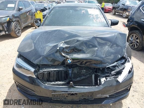 ✅ 2017 BMW 5 Series 540i • VIN: WBAJE5C38HG915767 • Lot: 42724169. Listed on IAAI with 68,246 mi. Free auction sales archive from the USA and detailed vehicle history report at DreamBid. Image 6.