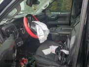 ✅ 2021 Chevrolet Silverado 1500 Custom Trail Boss • VIN: 1GCPYCEF8MZ442399 • Lot: 72628634. Wystawiony na Copart z przebiegiem Nie podano. Bezpłatny archiwum sprzedaży aukcyjnych z USA i szczegółowy raport historii pojazdu na DreamBid. Zdjęcie 7.