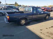 ✅ 1994 Toyota Pickup • VIN: JT4VN93D6R5041047 • Lot: 81757575. Wystawiony na Copart z przebiegiem 81 153 mil. Bezpłatny archiwum sprzedaży aukcyjnych z USA i szczegółowy raport historii pojazdu na DreamBid. Zdjęcie 3.