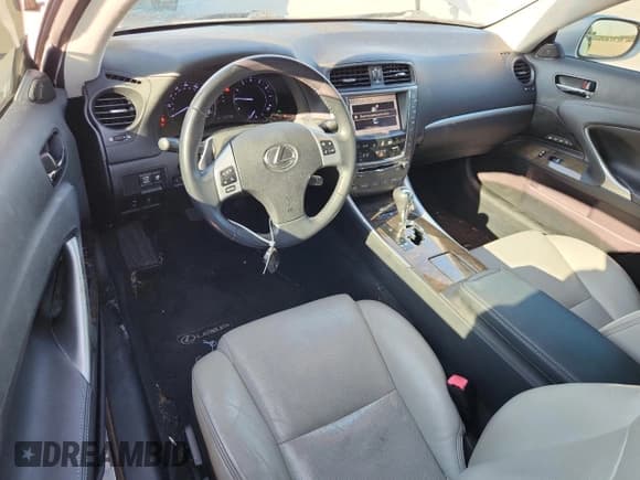 ✅ 2012 Lexus IS 250 C • VIN: JTHFF2C21C2521706 • Lot: 85367435. Listed on Copart with 115,740 mi. Free auction sales archive from the USA and detailed vehicle history report at DreamBid. Image 8.