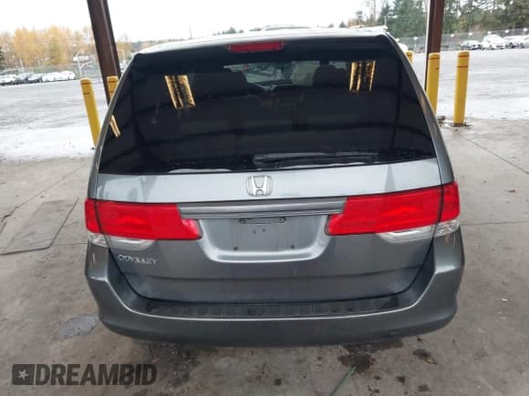 ✅ 2010 Honda Odyssey LX • VIN: 5FNRL3H24AB059836 • Lot: 43704388. Listed on IAAI with 140,336 mi. Free auction sales archive from the USA and detailed vehicle history report at DreamBid. Image 17.