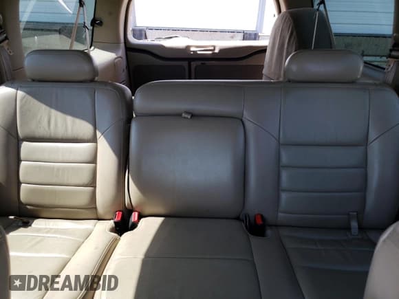 ✅ 2004 Ford Excursion Limited • VIN: 1FMSU43P34ED00276 • Lot: 70684005. Listed on Copart with Not provided. Free auction sales archive from the USA and detailed vehicle history report at DreamBid. Image 10.