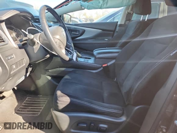 ✅ 2019 Nissan Murano SV • VIN: 5N1AZ2MS3KN119339 • Lot: 84212735. Listed on Copart with 69,210 mi. Free auction sales archive from the USA and detailed vehicle history report at DreamBid. Image 7.