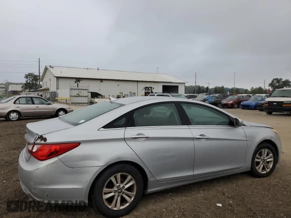 ✅ 2011 Hyundai Sonata GLS • VIN: 5NPEB4AC3BH142686 • Lot: 71130134. Listed on Copart with Not provided. Free auction sales archive from the USA and detailed vehicle history report at DreamBid. Image 3.