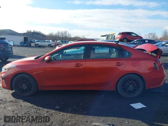 ✅ 2022 Kia Forte LXS • VIN: 3KPF24AD0NE453918 • Lot: 43817792. Wystawiony na IAAI z przebiegiem 91 269 mil. Bezpłatny archiwum sprzedaży aukcyjnych z USA i szczegółowy raport historii pojazdu na DreamBid. Zdjęcie 14.