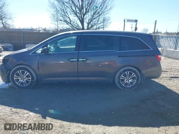 ✅ 2012 Honda Odyssey EX-L • VIN: 5FNRL5H61CB095761 • Lot: 41647368. Listed on IAAI with 146,661 mi. Free auction sales archive from the USA and detailed vehicle history report at DreamBid. Image 14.