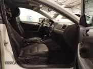 ✅ 2012 Volkswagen Jetta TDI • VIN: 3VWLL7AJ0CM327565 • Lot: 43458799. Wystawiony na IAAI z przebiegiem 142 422 mil. Bezpłatny archiwum sprzedaży aukcyjnych z USA i szczegółowy raport historii pojazdu na DreamBid. Zdjęcie 5.