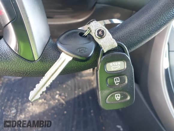 ✅ 2013 Hyundai Elantra GS • VIN: KMHDH6AE6DU013174 • Lot: 41771119. Listed on IAAI with 143,115 mi. Free auction sales archive from the USA and detailed vehicle history report at DreamBid. Image 11.