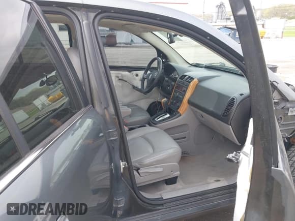 ✅ 2006 Saturn VUE • VIN: 5GZCZ63466S891802 • Lot: 42053473. Wystawiony na IAAI z przebiegiem 133 439 mil. Bezpłatny archiwum sprzedaży aukcyjnych z USA i szczegółowy raport historii pojazdu na DreamBid. Zdjęcie 5.