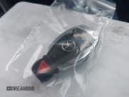 ✅ 2012 Mercedes-Benz GLK 350 • VIN: WDCGG5GB8CF747548 • Лот: 43598993. Опубликован ранее на IAAI с пробегом 121 337 миль. Бесплатный доступ к архиву аукционных продаж из США и подробный отчёт об истории автомобиля на DreamBid. Изображение 11.