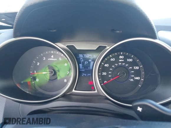 ✅ 2016 Hyundai Veloster • VIN: KMHTC6AD8GU261710 • Lot: 41349109. Wystawiony na IAAI z przebiegiem 96 750 mil. Bezpłatny archiwum sprzedaży aukcyjnych z USA i szczegółowy raport historii pojazdu na DreamBid. Zdjęcie 7.