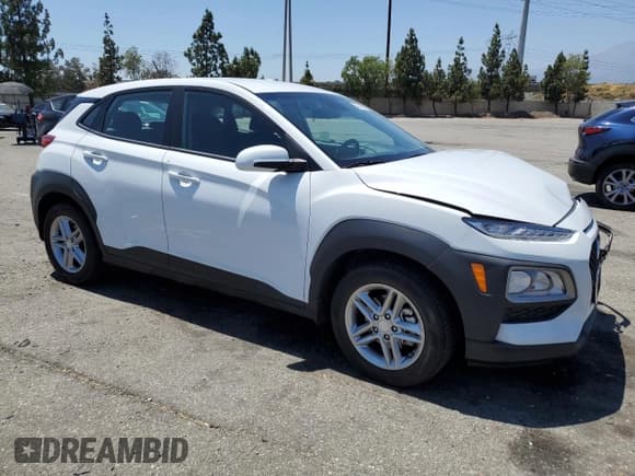✅ 2021 Hyundai Kona SE • VIN: KM8K12AA4MU601821 • Лот: 58746413. Опубликован ранее на Copart с пробегом 17 702 миль. Бесплатный доступ к архиву аукционных продаж из США и подробный отчёт об истории автомобиля на DreamBid. Изображение 4.