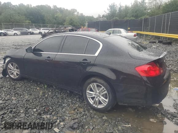 ✅ 2015 Infiniti Q40 • VIN: JN1CV6ARXFM520239 • Лот: 73109394. Опубликован ранее на Copart с пробегом Не указан. Бесплатный доступ к архиву аукционных продаж из США и подробный отчёт об истории автомобиля на DreamBid. Изображение 2.