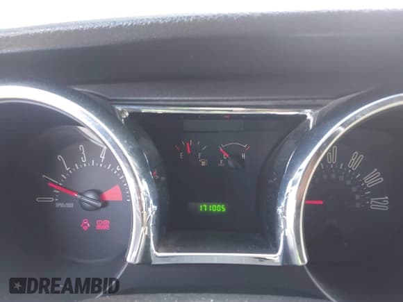 ✅ 2007 Ford Mustang Deluxe • VIN: 1ZVFT84N875329917 • Lot: 41760205. Listed on IAAI with 171,005 mi. Free auction sales archive from the USA and detailed vehicle history report at DreamBid. Image 7.