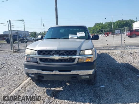 ✅ 2004 Chevrolet Silverado 2500HD LS • VIN: 1GCHC23U94F182997 • Лот: 42682053. Опубликован ранее на IAAI с пробегом 227 282 миль. Бесплатный доступ к архиву аукционных продаж из США и подробный отчёт об истории автомобиля на DreamBid. Изображение 6.