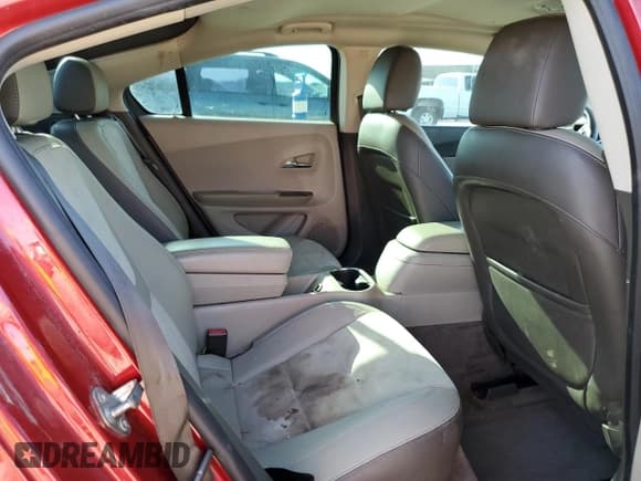 ✅ 2015 Chevrolet Volt • VIN: 1G1RB6E47FU129170 • Lot: 71009464. Wystawiony na Copart z przebiegiem 79 905 mil. Bezpłatny archiwum sprzedaży aukcyjnych z USA i szczegółowy raport historii pojazdu na DreamBid. Zdjęcie 11.