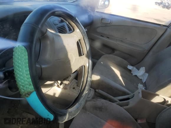 ✅ 2002 Toyota Corolla CE • VIN: 1NXBR12E32Z638831 • Lot: 86595045. Wystawiony na Copart z przebiegiem Nie podano. Bezpłatny archiwum sprzedaży aukcyjnych z USA i szczegółowy raport historii pojazdu na DreamBid. Zdjęcie 8.