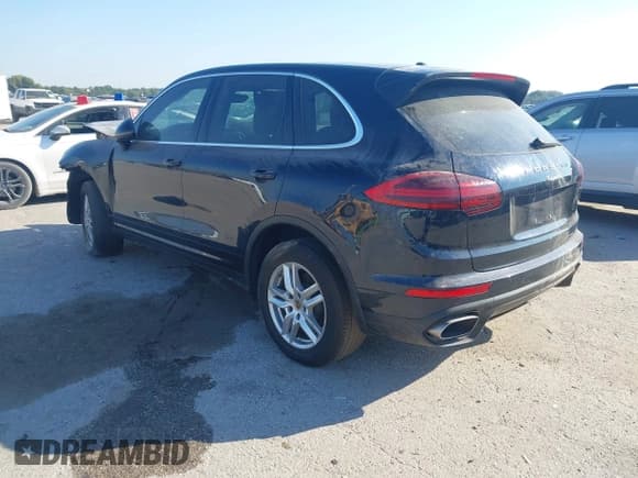 ✅ 2017 Porsche Cayenne • VIN: WP1AA2A29HKA87487 • Лот: 37181891. Опубликован ранее на IAAI с пробегом 55 735 миль. Бесплатный доступ к архиву аукционных продаж из США и подробный отчёт об истории автомобиля на DreamBid. Изображение 3.