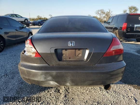 2005 Honda Accord LX with VIN 1HGCM713X5A008855, listed as a Copart auction lot 88670985 with 178,360 mi miles and Salvage title. Bid and sale history available at DreamBid. Image 6.