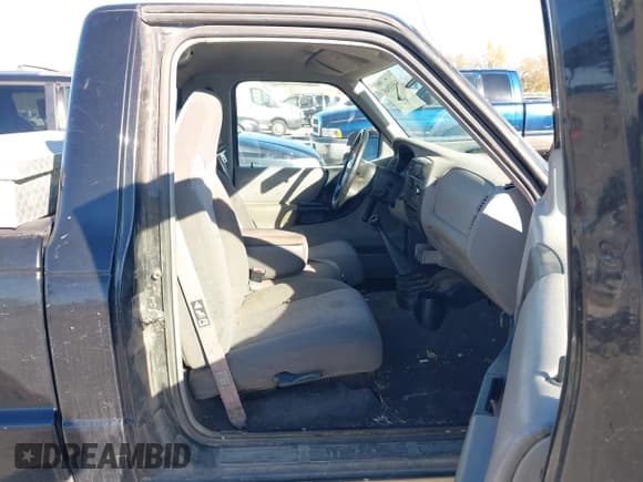 ✅ 2000 Mazda B-Series SX • VIN: 4F4YR12C8YTM12612 • Lot: 43593949. Listed on IAAI with 91,279 mi. Free auction sales archive from the USA and detailed vehicle history report at DreamBid. Image 5.