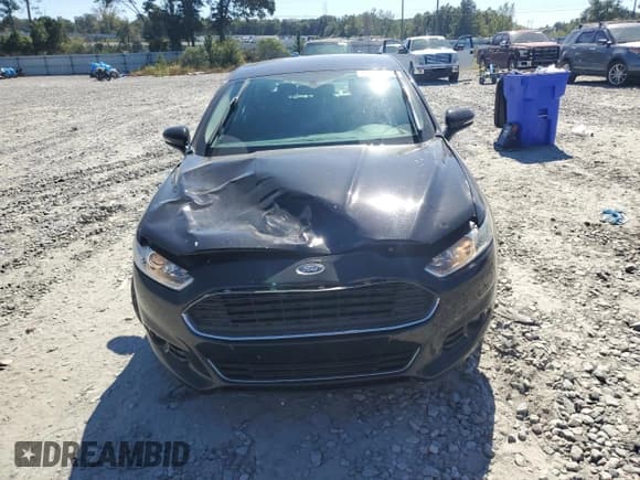 ✅ 2016 Ford Fusion Titanium • VIN: 3FA6P0K96GR308775 • Lot: 84474715. Listed on Copart with 188,330 mi. Free auction sales archive from the USA and detailed vehicle history report at DreamBid. Image 5.