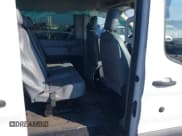 ✅ 2017 Ford Transit XL • VIN: 1FBAX2CV0HKB25734 • Lot: 40384592. Wystawiony na IAAI z przebiegiem 133 405 mil. Bezpłatny archiwum sprzedaży aukcyjnych z USA i szczegółowy raport historii pojazdu na DreamBid. Zdjęcie 8.