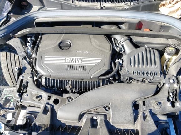 ✅ 2021 BMW X1 xDrive28i • VIN: WBXJG9C02M5S05394 • Lot: 43346665. Listed on IAAI with 45,763 mi. Free auction sales archive from the USA and detailed vehicle history report at DreamBid. Image 10.