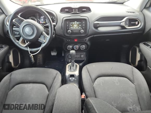 ✅ 2017 Jeep Renegade Latitude • VIN: ZACCJBBB6HPF22321 • Lot: 90799125. Listed on Copart with 101,455 mi. Free auction sales archive from the USA and detailed vehicle history report at DreamBid. Image 8.