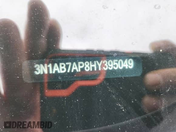 2017 Nissan Sentra SR с VIN 3N1AB7AP8HY395049, выставлен на аукционе Copart как лот 81146735 с пробегом 32 875 миль миль и Списание • Salvage title. История ставок и продаж доступна на DreamBid. Изображение 13.