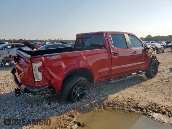 ✅ 2022 Chevrolet Silverado 1500 LT Trail Boss • VIN: 3GCUDFET5NG553063 • Lot: 69276765. Wystawiony na Copart z przebiegiem 93 125 mil. Bezpłatny archiwum sprzedaży aukcyjnych z USA i szczegółowy raport historii pojazdu na DreamBid. Zdjęcie 3.