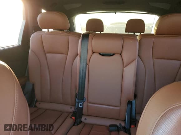 ✅ 2020 Audi Q7 Prestige • VIN: WA1VXAF78LD006700 • Лот: 93561975. Опубликован ранее на Copart с пробегом 112 797 миль. Бесплатный доступ к архиву аукционных продаж из США и подробный отчёт об истории автомобиля на DreamBid. Изображение 10.