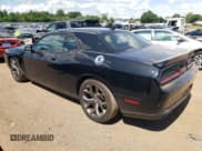 ✅ 2015 Dodge Challenger SXT Plus • VIN: 2C3CDZBGXFH708135 • Lot: 54748414. Wystawiony na Copart z przebiegiem 47 372 mil. Bezpłatny archiwum sprzedaży aukcyjnych z USA i szczegółowy raport historii pojazdu na DreamBid. Zdjęcie 2.