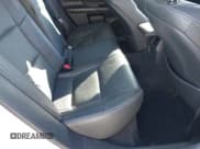 ✅ 2013 Lexus GS 350 • VIN: JTHBE1BLXD5019329 • Lot: 43682235. Wystawiony na IAAI z przebiegiem 117 822 mil. Bezpłatny archiwum sprzedaży aukcyjnych z USA i szczegółowy raport historii pojazdu na DreamBid. Zdjęcie 8.