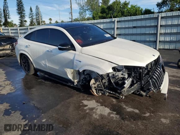 ✅ 2022 Mercedes-Benz GLE 63 S AMG • VIN: 4JGFD8KB0NA770806 • Lot: 80080645. Listed on Copart with 28,372 mi. Free auction sales archive from the USA and detailed vehicle history report at DreamBid. Image 4.