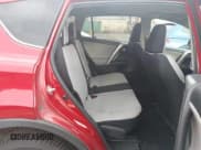 ✅ 2016 Toyota RAV4 XLE • VIN: 2T3RFREV1GW535259 • Lot: 43639210. Wystawiony na IAAI z przebiegiem 268 005 mil. Bezpłatny archiwum sprzedaży aukcyjnych z USA i szczegółowy raport historii pojazdu na DreamBid. Zdjęcie 8.