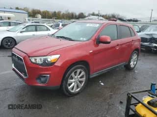 2015 Mitsubishi Outlander ES с VIN 4A4AP3AW9FE061551, выставлен на аукционе Copart как лот 90734835 с пробегом 196 620 миль миль и Чистый • Clean title. История ставок и продаж доступна на DreamBid. Изображение 1.