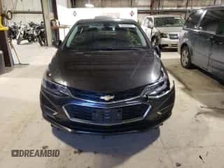 ✅ 2017 Chevrolet Cruze Premier • VIN: 1G1BF5SM5H7239768 • Lot: 68869802. Wystawiony na Copart z przebiegiem 89 746 mil mil. Skorzystaj z bezpłatnego archiwum sprzedaży aukcyjnych z USA i zobacz szczegółowy raport historii pojazdu na DreamBid. Zdjęcie 5.
