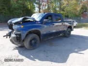 ✅ 2019 Chevrolet Silverado 1500 LT Trail Boss • VIN: 3GCPYFED0KG188202 • Lot: 43334756. Wystawiony na IAAI z przebiegiem 124 605 mil. Bezpłatny archiwum sprzedaży aukcyjnych z USA i szczegółowy raport historii pojazdu na DreamBid. Zdjęcie 2.