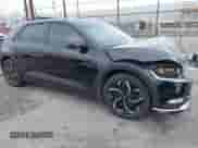 ✅ 2024 Hyundai Ioniq 5 SE Standard Range • VIN: KM8KM4DB2RU275578 • Lot: 41505229. Wystawiony na IAAI z przebiegiem Nie podano. Bezpłatny archiwum sprzedaży aukcyjnych z USA i szczegółowy raport historii pojazdu na DreamBid. Zdjęcie 1.