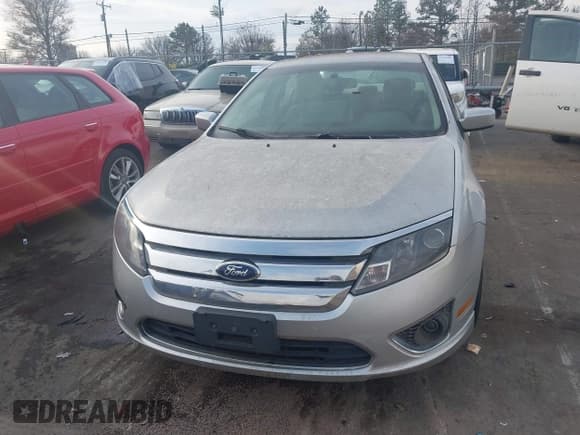✅ 2012 Ford Fusion SEL • VIN: 3FAHP0JG1CR352041 • Lot: 43795537. Listed on IAAI with 131,398 mi. Free auction sales archive from the USA and detailed vehicle history report at DreamBid. Image 6.