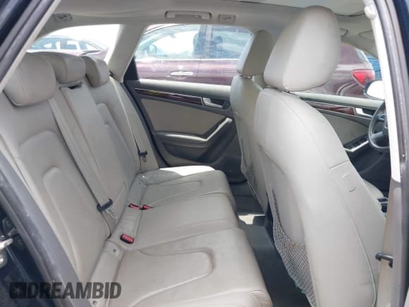 ✅ 2010 Audi A4 Premium • VIN: WAUSFAFL4AA040265 • Лот: 42585112. Опубликован ранее на IAAI с пробегом 184 310 миль. Бесплатный доступ к архиву аукционных продаж из США и подробный отчёт об истории автомобиля на DreamBid. Изображение 8.