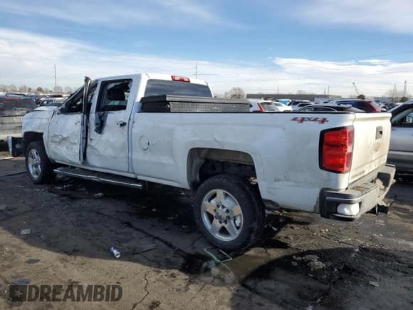 ✅ 2015 Chevrolet Silverado 2500HD Work Truck • VIN: 1GC1KUE88FF514902 • Lot: 42226345. Listed on Copart with 307,522 mi. Free auction sales archive from the USA and detailed vehicle history report at DreamBid. Image 2.