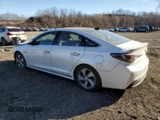 ✅ 2016 Hyundai Sonata Limited • VIN: KMHE34L12GA031419 • Лот: 40901493. Опубликован ранее на Copart с пробегом 74 055 миль. Бесплатный доступ к архиву аукционных продаж из США и подробный отчёт об истории автомобиля на DreamBid. Изображение 2.