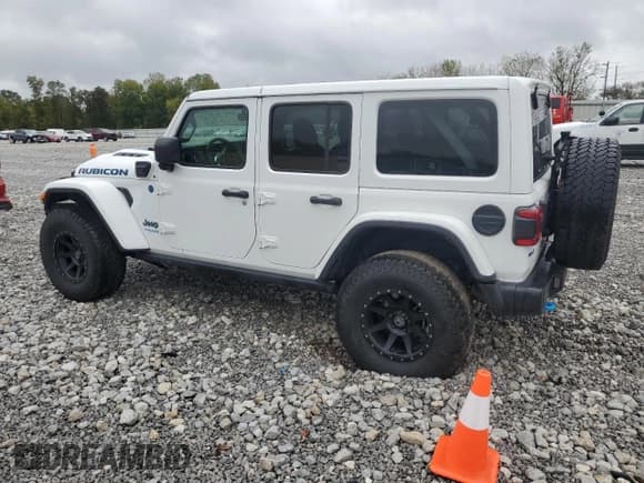 ✅ 2022 Jeep Wrangler Unlimited Rubicon • VIN: 1C4JJXR62NW149239 • Лот: 85067985. Опубликован ранее на Copart с пробегом 82 968 миль. Бесплатный доступ к архиву аукционных продаж из США и подробный отчёт об истории автомобиля на DreamBid. Изображение 2.