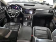 ✅ 2021 Volkswagen Atlas SEL Premium R-Line • VIN: 1V2FR2CA3MC575552 • Lot: 68976345. Listed on Copart with 63,932 mi. Free auction sales archive from the USA and detailed vehicle history report at DreamBid. Image 8.