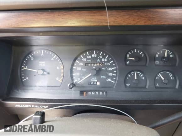 1992 Dodge Dakota z VIN 1B7GL23Y6NS508858, wystawiony jako IAAI lot #42380225 z przebiegiem 177 280 mil mil oraz . Historia ofert i sprzedaży dostępna na DreamBid. Obrazek 7.