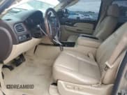 ✅ 2008 GMC Yukon XL • VIN: 1GKFC66858J250345 • Lot: 52956125. Listed on Copart with 217,560 mi. Free auction sales archive from the USA and detailed vehicle history report at DreamBid. Image 7.