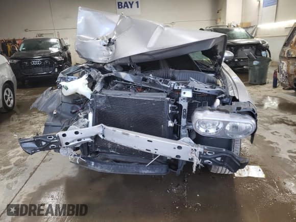 ✅ 2014 Dodge Challenger SXT • VIN: 2C3CDYAG1EH181709 • Lot: 77967864. Wystawiony na Copart z przebiegiem Nie podano. Bezpłatny archiwum sprzedaży aukcyjnych z USA i szczegółowy raport historii pojazdu na DreamBid. Zdjęcie 5.